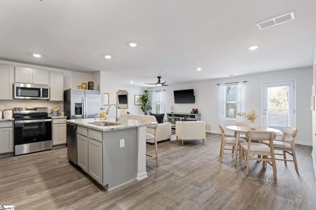 105 Green Pasture Road, Fountain Inn, SC 29664