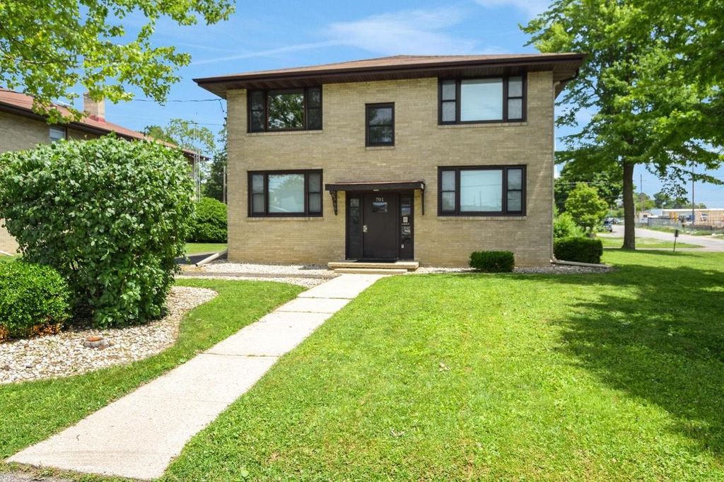 701 Pinecrest Drive, Madison, WI 53714