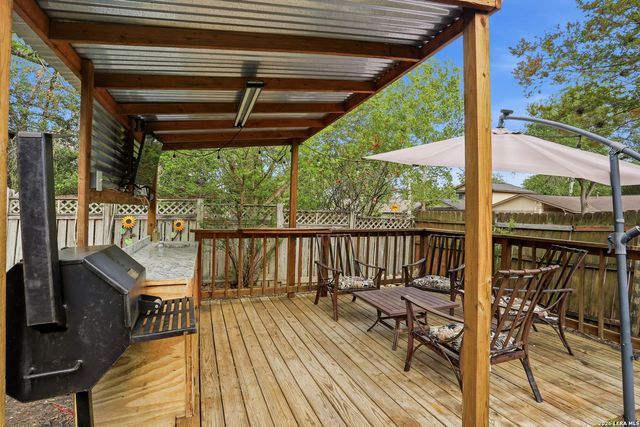 12302 Capeswood, San Antonio, TX 78249