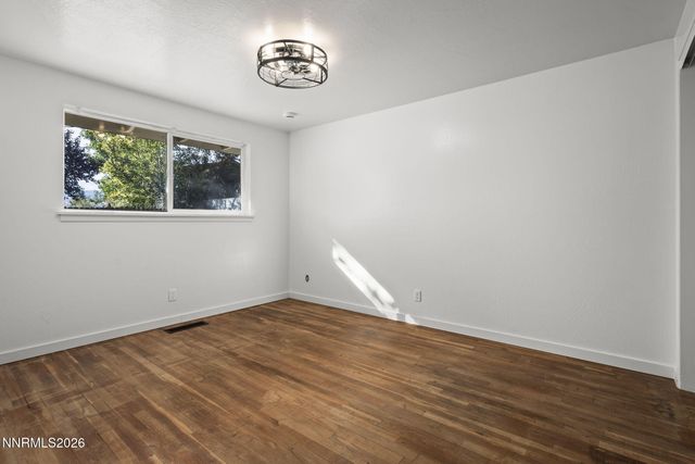 2260 W 7th Street, Reno, NV 89503