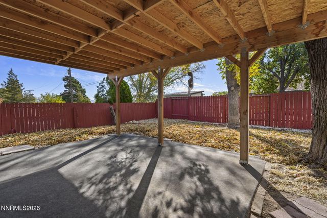 2260 W 7th Street, Reno, NV 89503