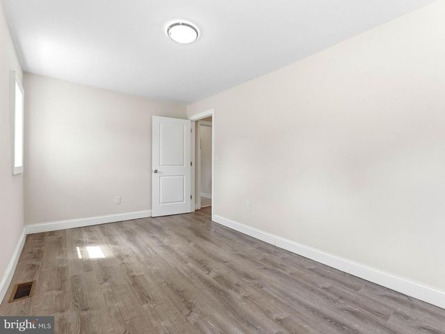 2043 ROUTE 542, Tuckerton, NJ 08087