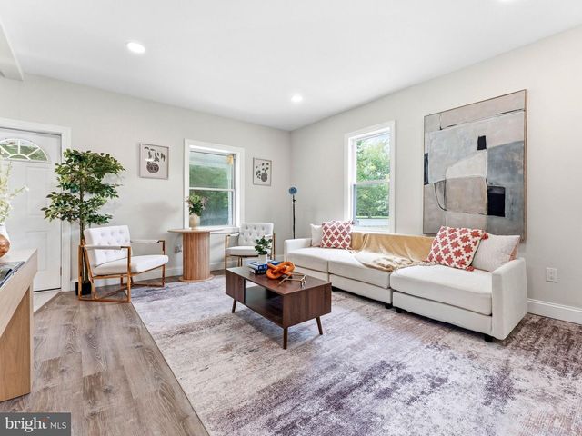 2043 ROUTE 542, Tuckerton, NJ 08087