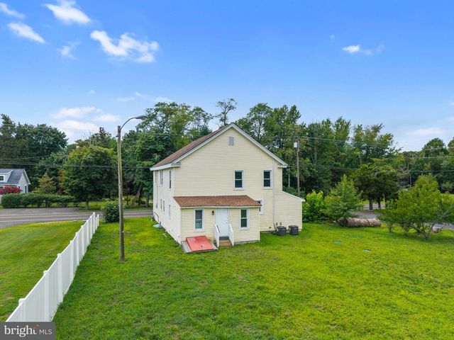 2043 ROUTE 542, Tuckerton, NJ 08087