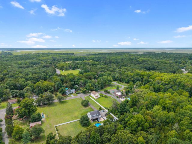 2043 ROUTE 542, Tuckerton, NJ 08087