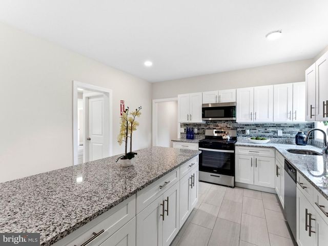 2043 ROUTE 542, Tuckerton, NJ 08087