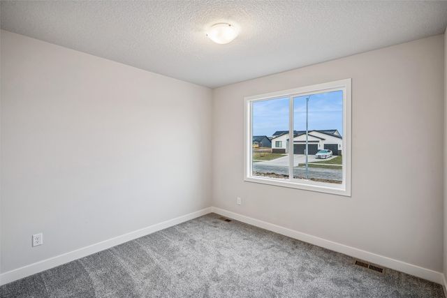 1395 Cedar Street, Waukee, IA 50263