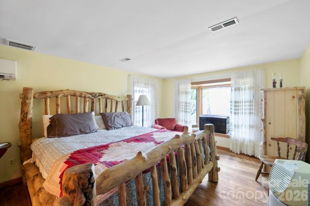 305 Stamey Creek Road, Brevard, NC 28712