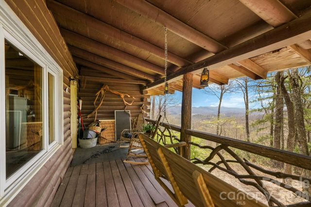 305 Stamey Creek Road, Brevard, NC 28712
