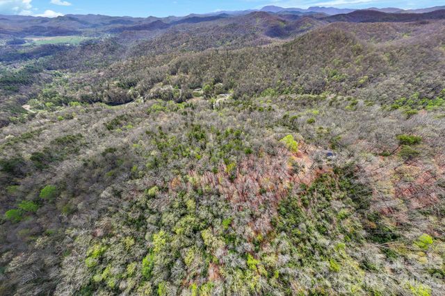 305 Stamey Creek Road, Brevard, NC 28712
