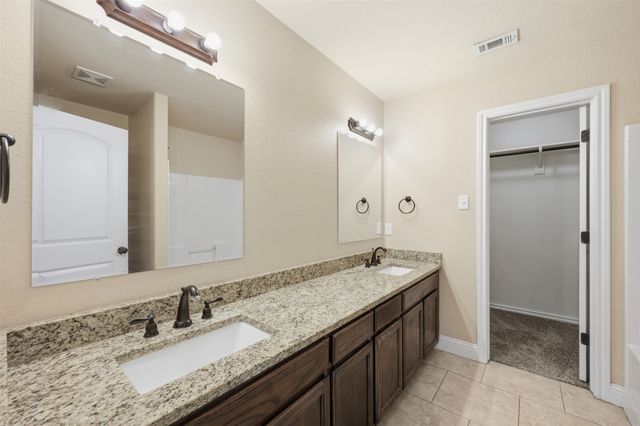 131 Sunburst Court, Weatherford, TX 76087