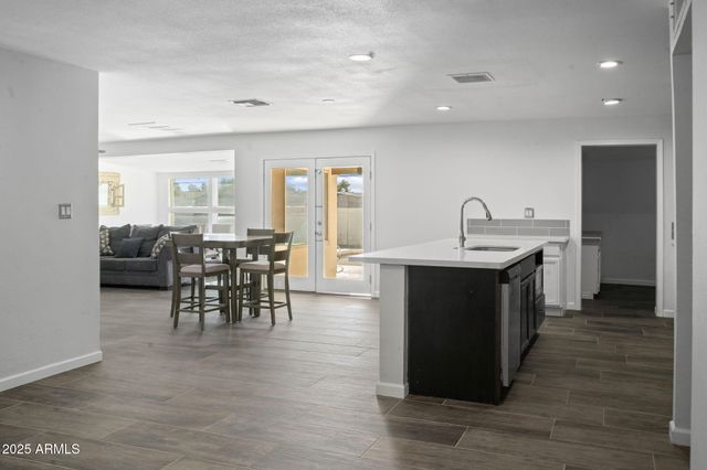 2309 W WOOD Drive, Phoenix, AZ 85029