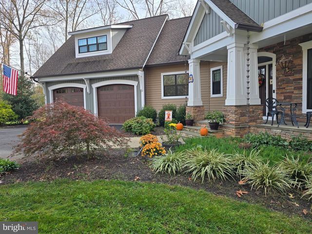 7026 BARCLAY DR, Fredericksburg, VA 22407