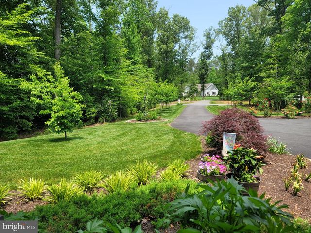 7026 BARCLAY DR, Fredericksburg, VA 22407