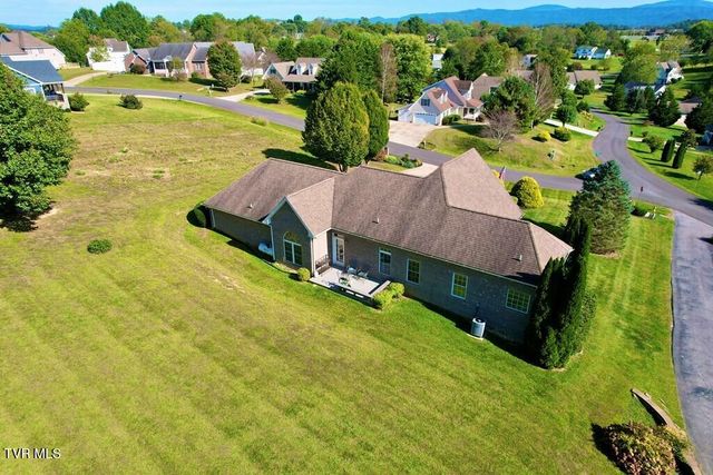 32482 Spring Crest Drive, Glade Spring, VA 24340