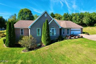 32482 Spring Crest Drive, Glade Spring, VA 24340