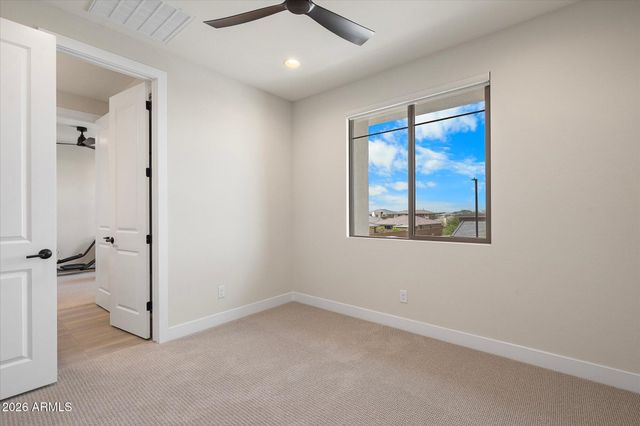 21111 N 61ST Street, Phoenix, AZ 85054