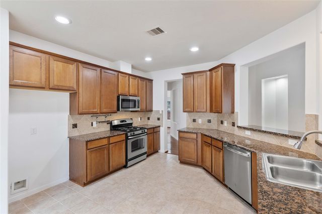 21579 Tims Harbor Dr Drive, Kingwood, TX 77339