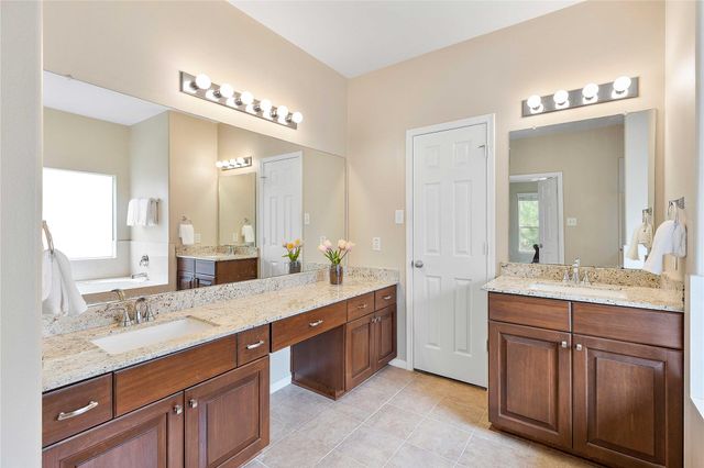 21579 Tims Harbor Dr Drive, Kingwood, TX 77339