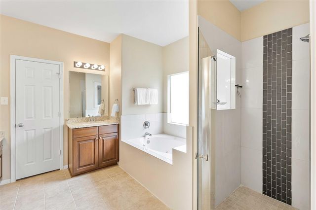 21579 Tims Harbor Dr Drive, Kingwood, TX 77339