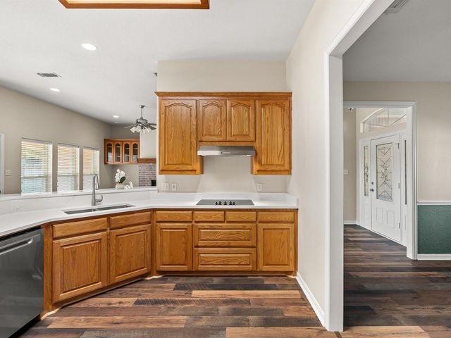 3905 Bonita Court, Granbury, TX 76049