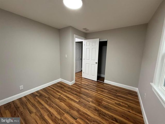 6315 LANCE AVE, Mays Landing, NJ 08330