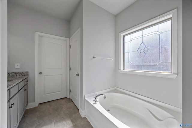 14 Cypress Grove Lane, Huntsville, AL 35824