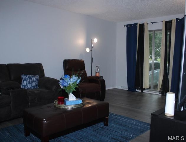 10429 Ewell Drive, Bellefontaine Nghbrs, MO 63137