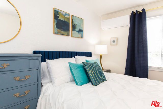 313 Fischer Street B, Glendale, CA 91205