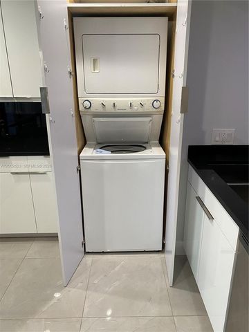 199 SW 12th Ave 501-C, Miami, FL 33130