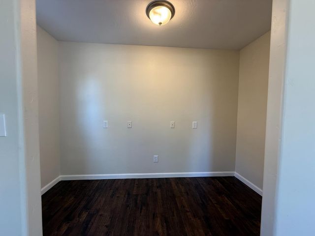 1865 N Ellendale Avenue, Fresno, CA 93722