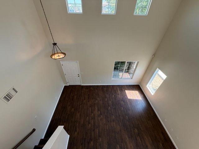 1865 N Ellendale Avenue, Fresno, CA 93722