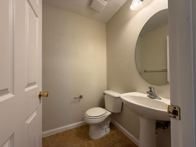 1865 N Ellendale Avenue, Fresno, CA 93722