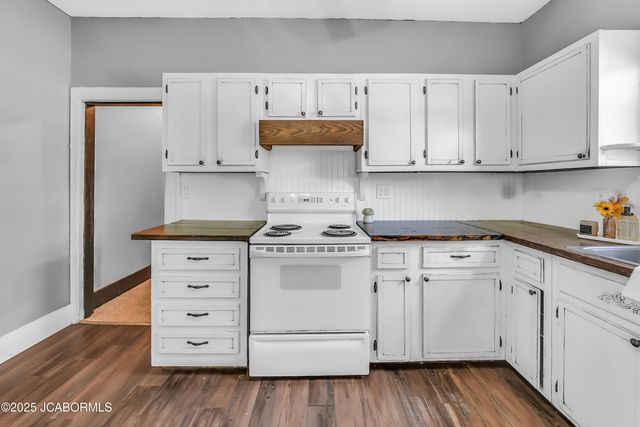 802 S OAK STREET, California, MO 65018