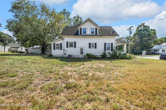 802 S OAK STREET, California, MO 65018