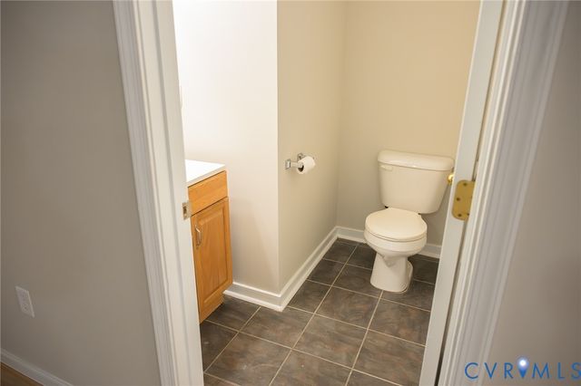 104 Linden St, Ashland, VA 23005