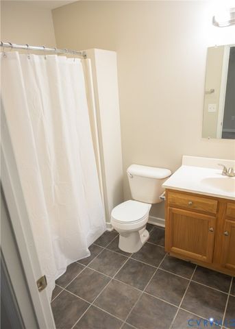 104 Linden St, Ashland, VA 23005