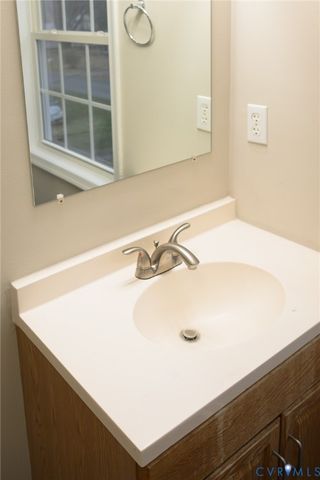 104 Linden St, Ashland, VA 23005