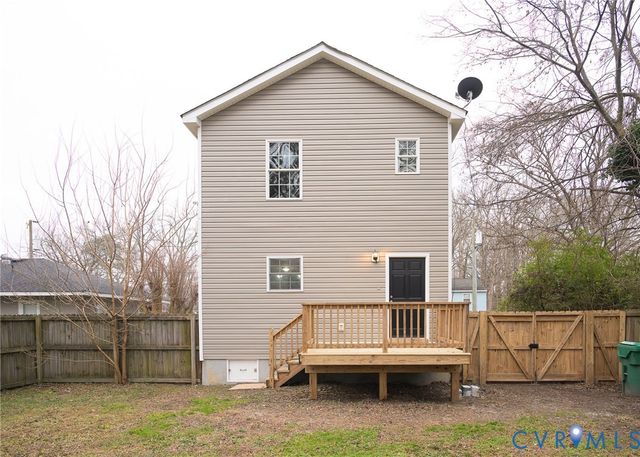 104 Linden St, Ashland, VA 23005