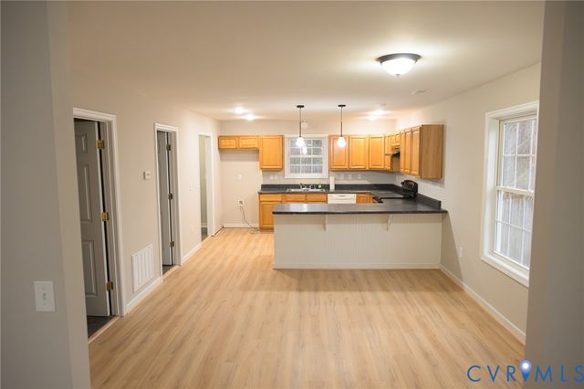 104 Linden St, Ashland, VA 23005