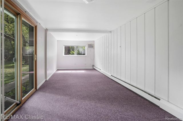 25100 Milford Road, South Lyon, MI 48178