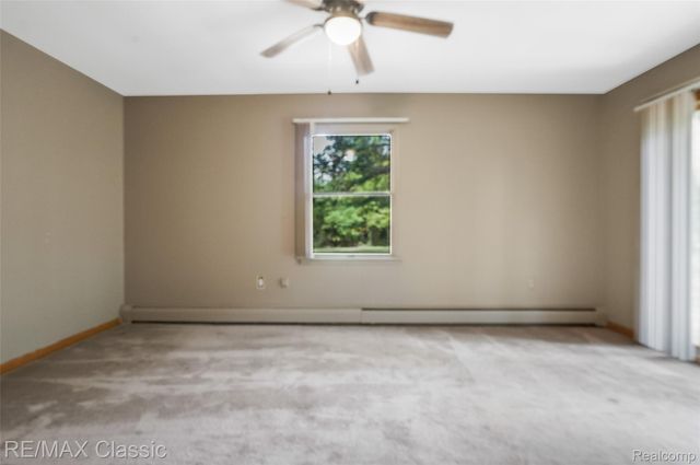 25100 Milford Road, South Lyon, MI 48178