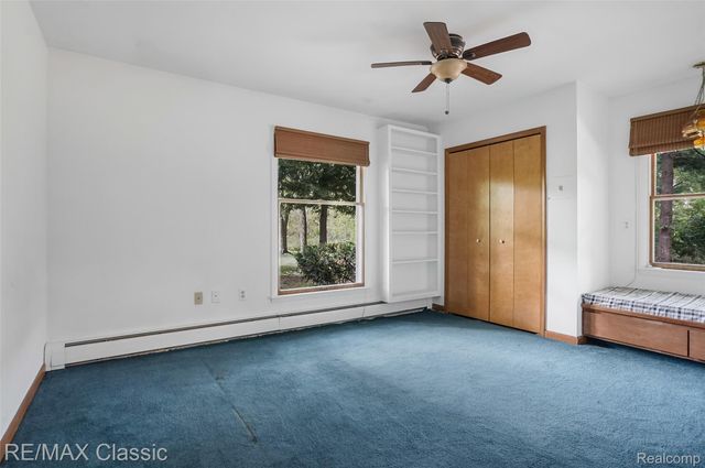 25100 Milford Road, South Lyon, MI 48178