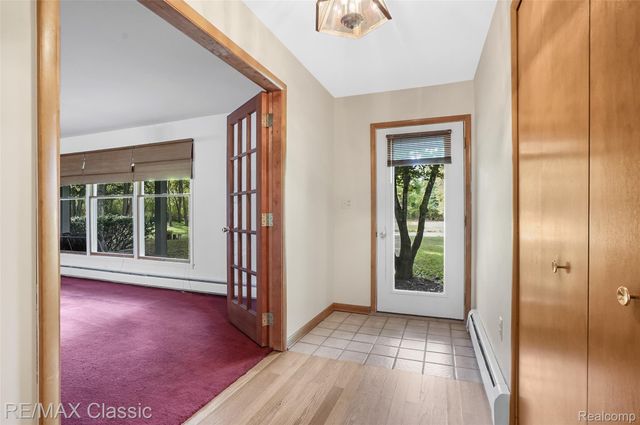 25100 Milford Road, South Lyon, MI 48178