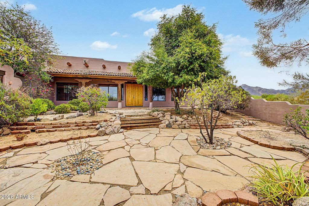 9202 E RIMROCK Drive, Scottsdale, AZ 85255
