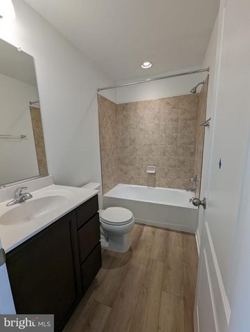 241 HILLSDALE PLACE, Martinsburg, WV 25403