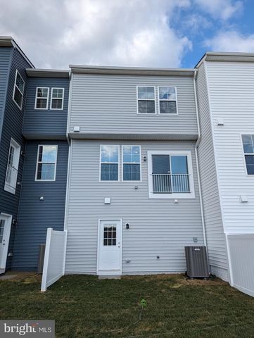 241 HILLSDALE PLACE, Martinsburg, WV 25403