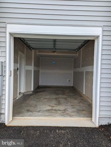 241 HILLSDALE PLACE, Martinsburg, WV 25403