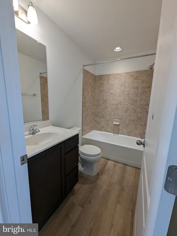241 HILLSDALE PLACE, Martinsburg, WV 25403
