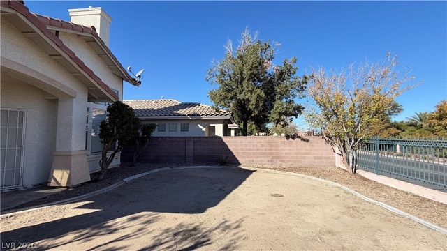 9472 Canalino Drive, Las Vegas, NV 89134